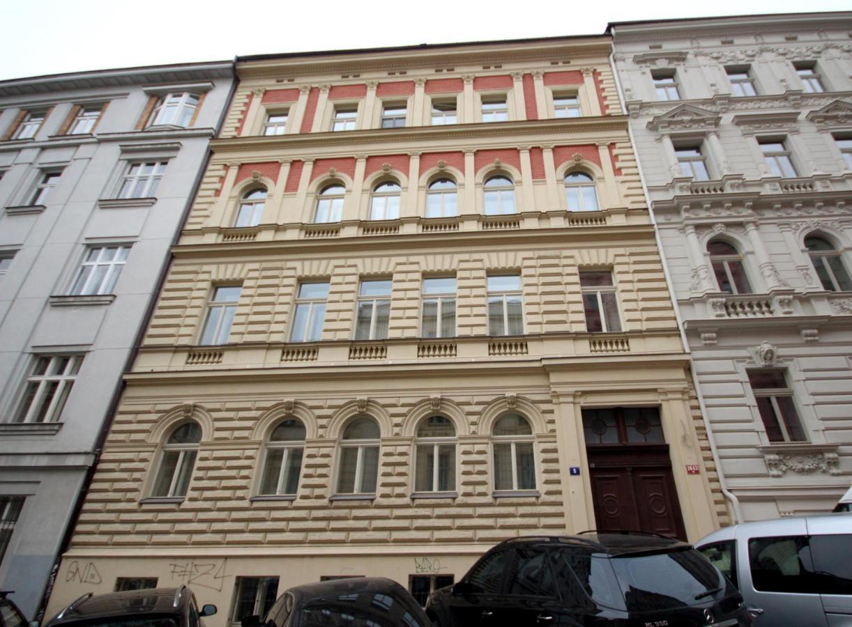 Apartment Vikroria - Halkova 5 Prag Eksteriør billede